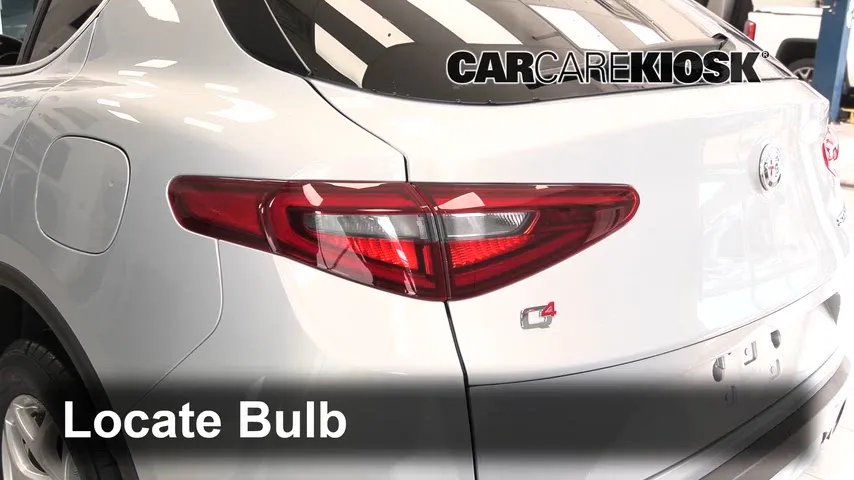 2021 Alfa Romeo Stelvio Sprint 2.0L 4 Cyl. Turbo Éclairage Feux de position arrière (remplacer ampoule)